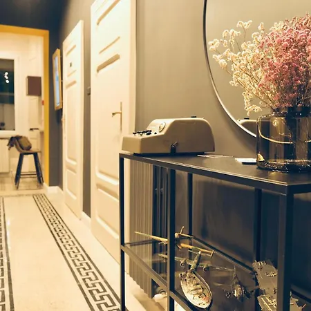 Alimena Retro B&B 3*