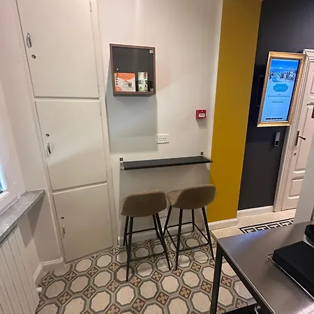 Alimena Retro B&B 코센차