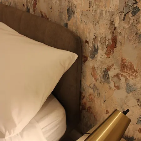 Alimena Retro Bed & Breakfast