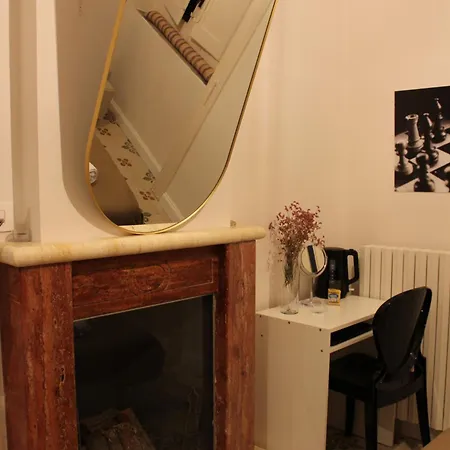 Alimena Retro Bed & Breakfast