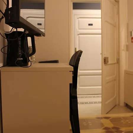 Alimena Retro Bed & Breakfast
