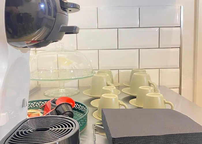 Alojamento de Acomodação e Pequeno-almoço Alimena Retrò 3*